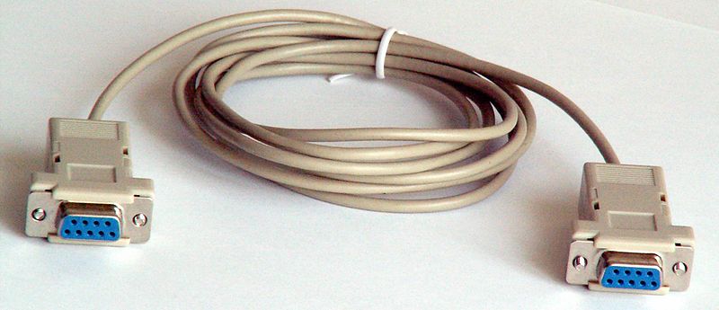 Datei:Null modem cable 1.jpg