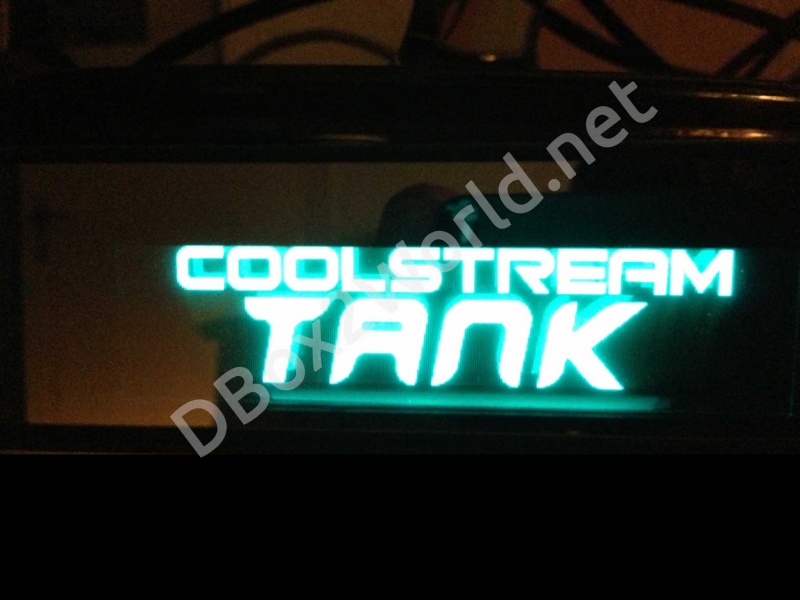 Datei:Coolstream TANK Display.jpg